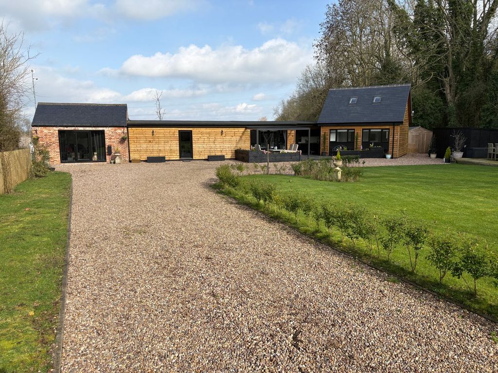 Additional image 10 of 3 bed barn conversion for saleBroughton Lane, Leire, Lutterworth LE17