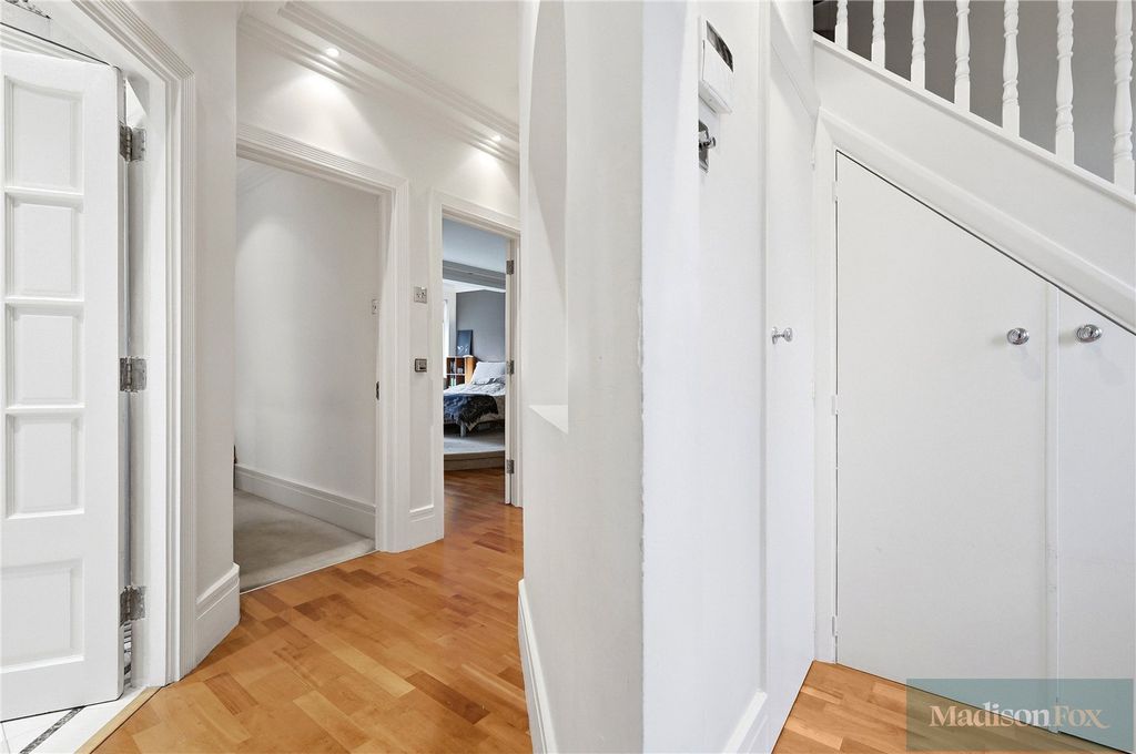 Additional image 18 of 5 bed detached house for saleMonkhams Lane, Woodford Green IG8