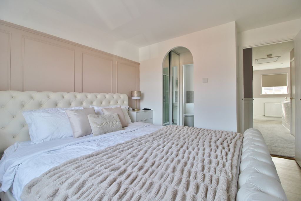 Additional image 12 of 3 bed detached house for saleLapwing Road, Southsea PO4