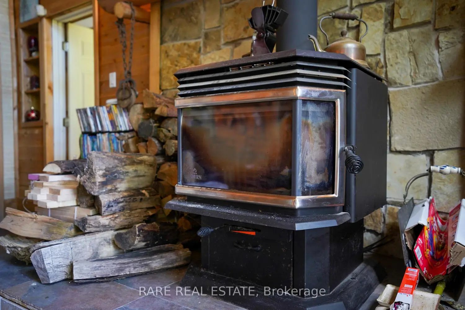 139D Petit Lane photo 4