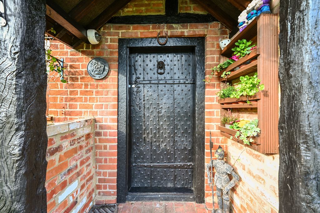 Additional image 11 of 5 bed detached house for saleWarren House Road, Wokingham RG40