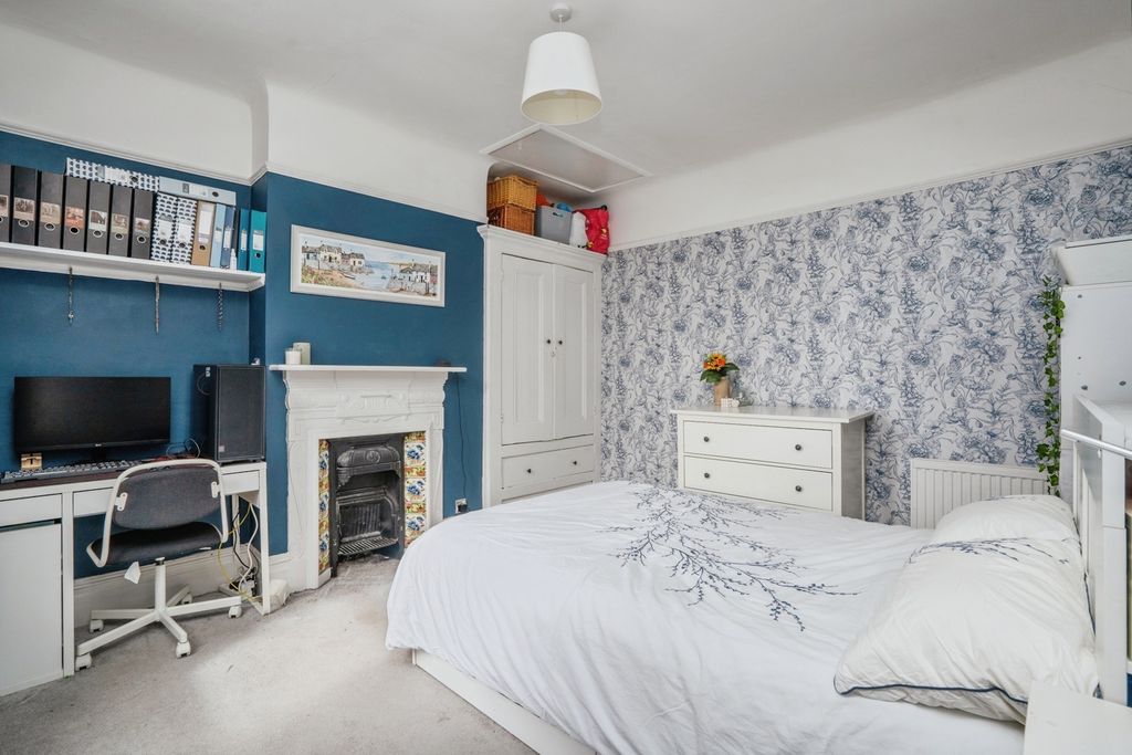 Additional image 19 of 3 bed terraced house for saleLaburnum Grove, Portsmouth, Hampshire PO2