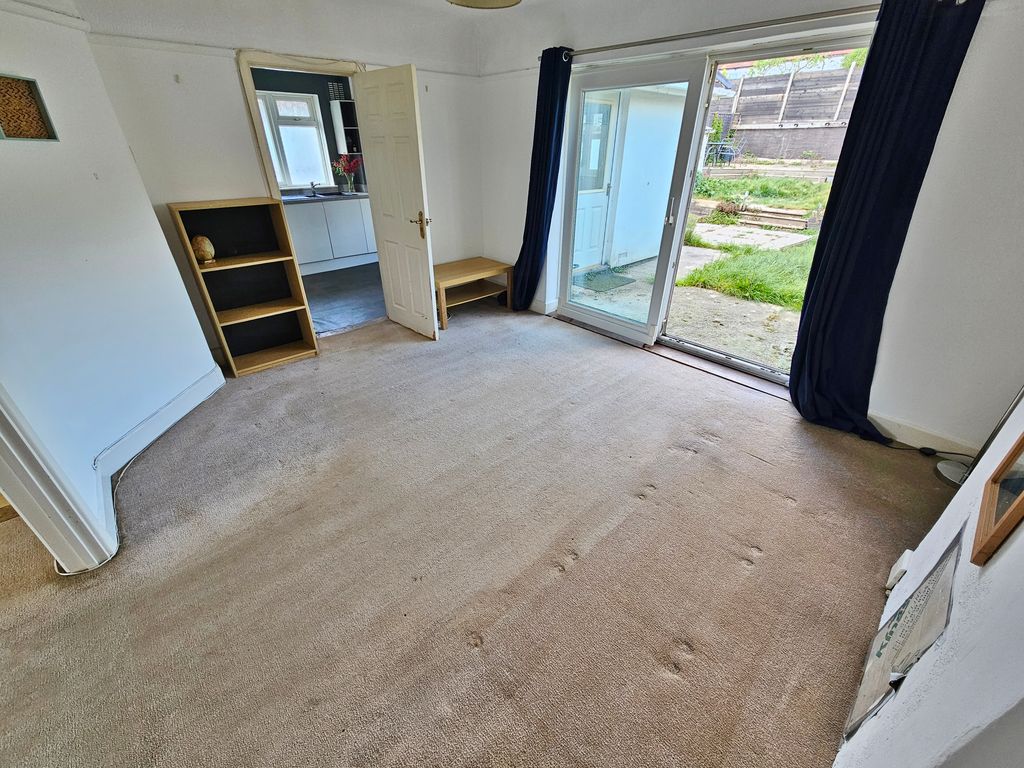 Additional image 4 of 2 bed semi-detached bungalow for salePortobello Grove, Portchester PO16