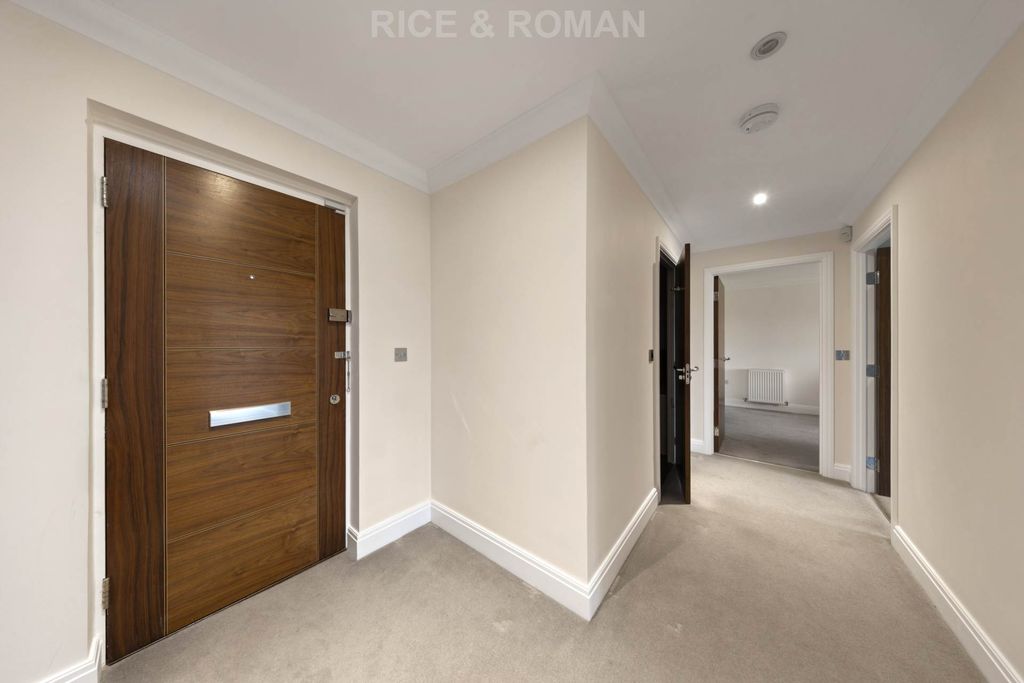 Additional image 7 of 2 bed flat for saleAcademy House, Wokingham RG40