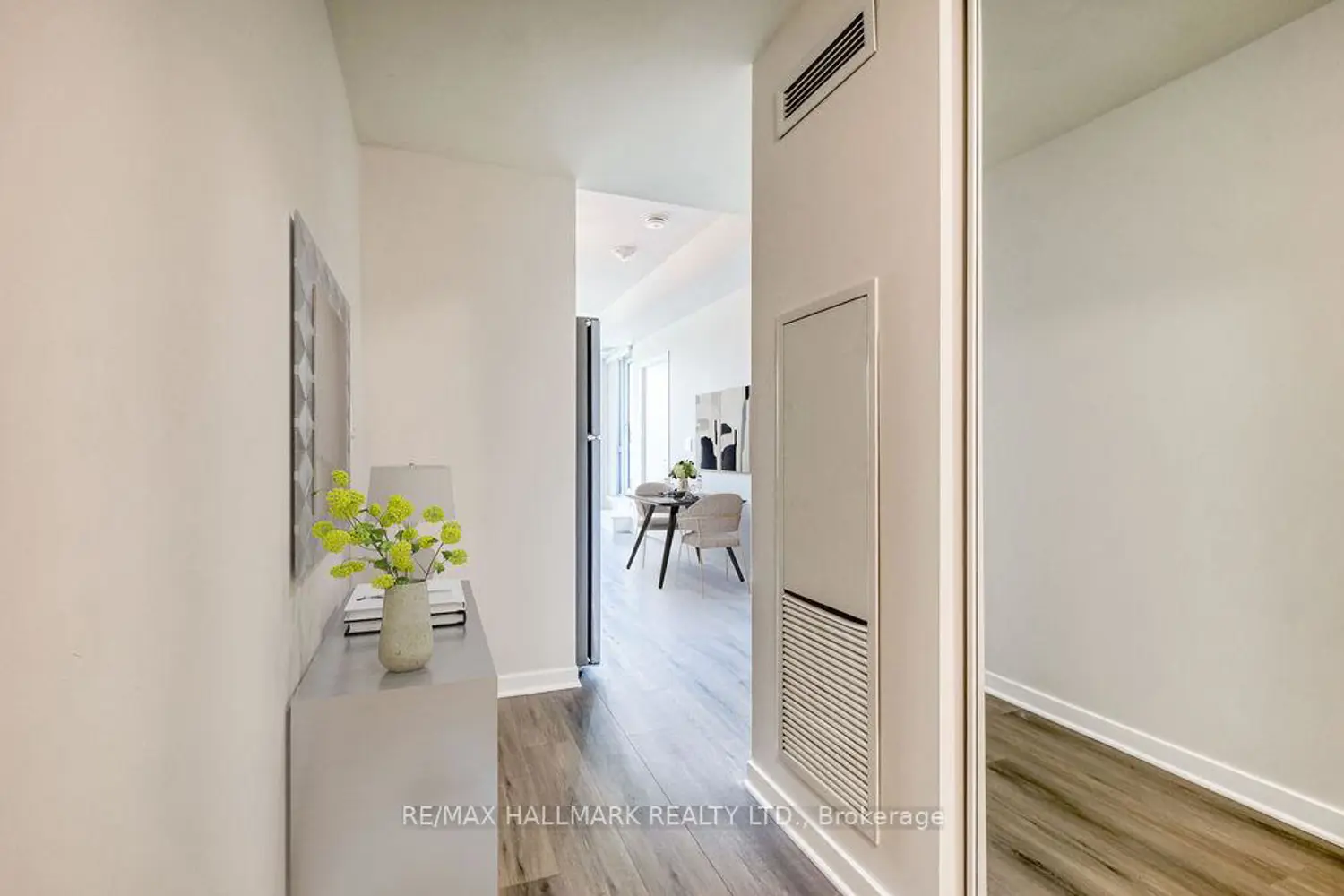 Additional image 5 of 3237 Bayview Avenue 302