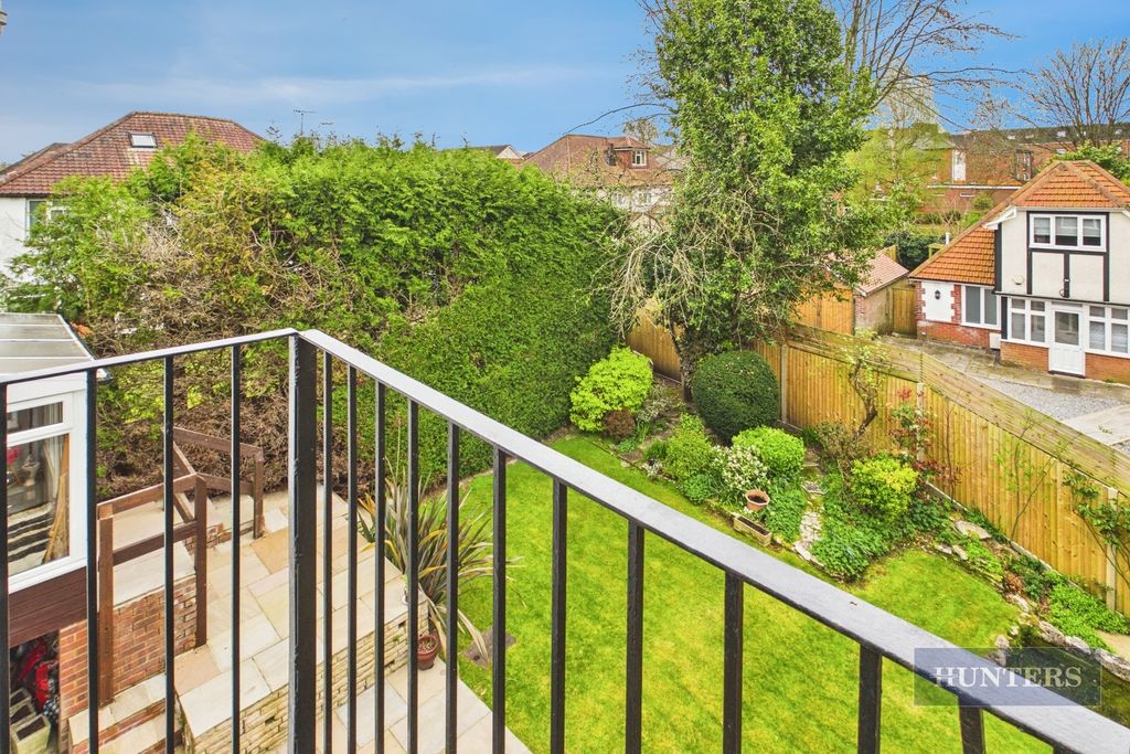 Additional image 16 of 4 bed detached house for saleHighfield Crescent, Southampton SO17