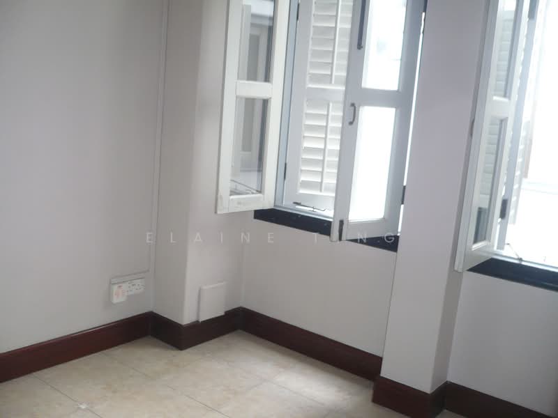 Additional image 8 of 92 Emerald Hill Road