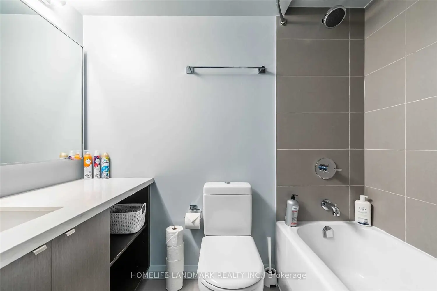 Additional image 6 of 155 Yorkville Avenue 1911