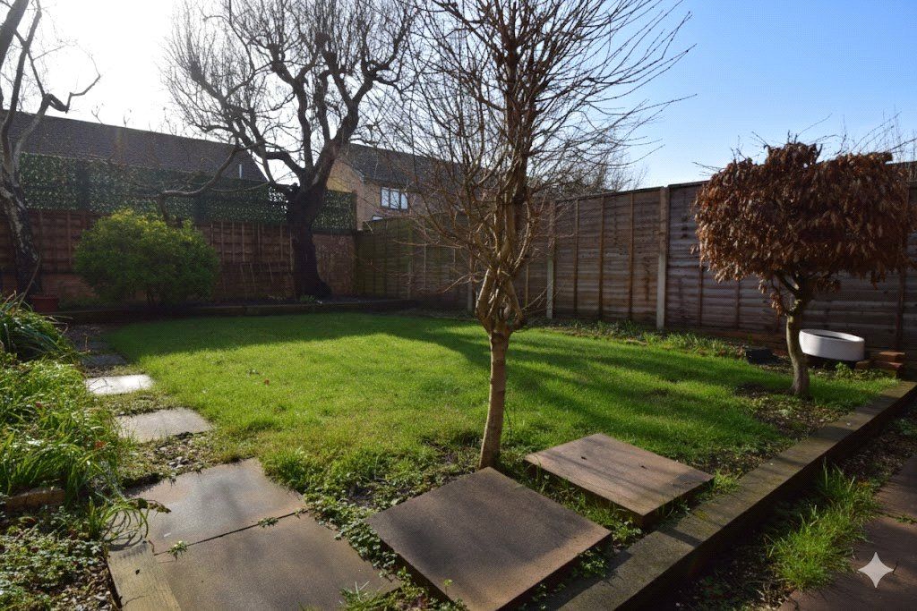 Additional image 15 of 1 bed detached house for saleTesimond Drive, Yateley, Hampshire GU46