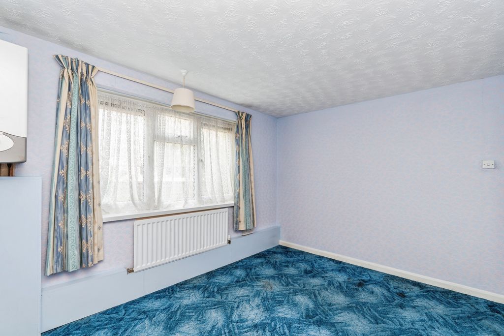 Additional image 12 of 2 bed flat for saleSt. James Close, Southampton SO15