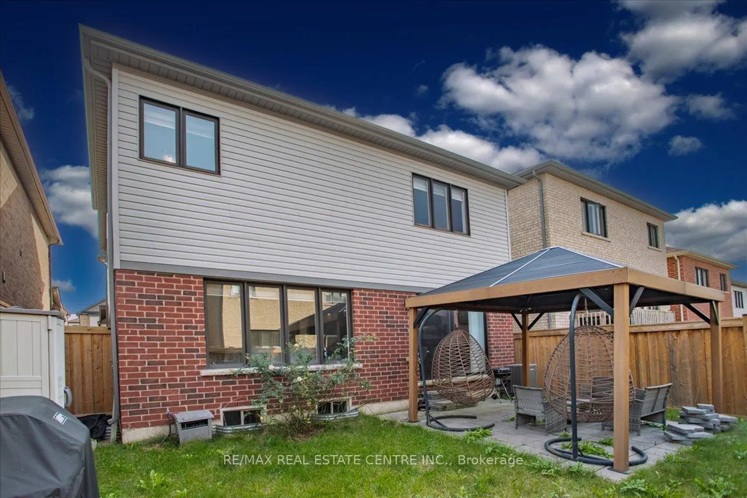 Additional image 16 of 30 Scarletwood Street
