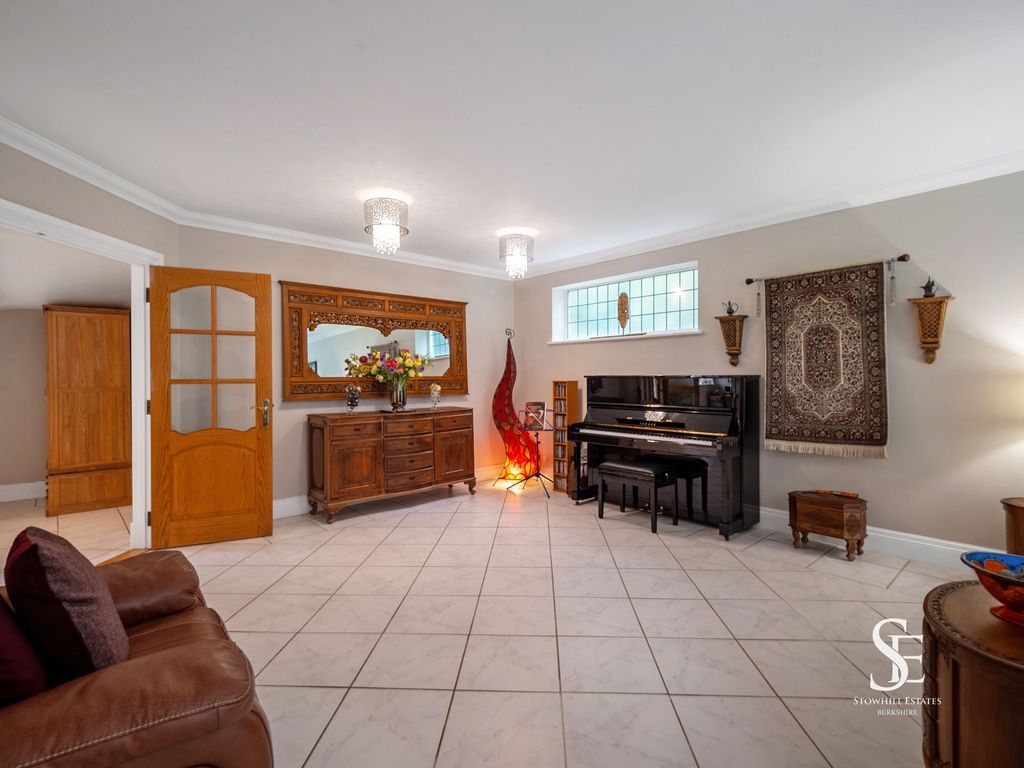 Additional image 10 of 7 bed detached house for saleThe Hatch, Windsor SL4