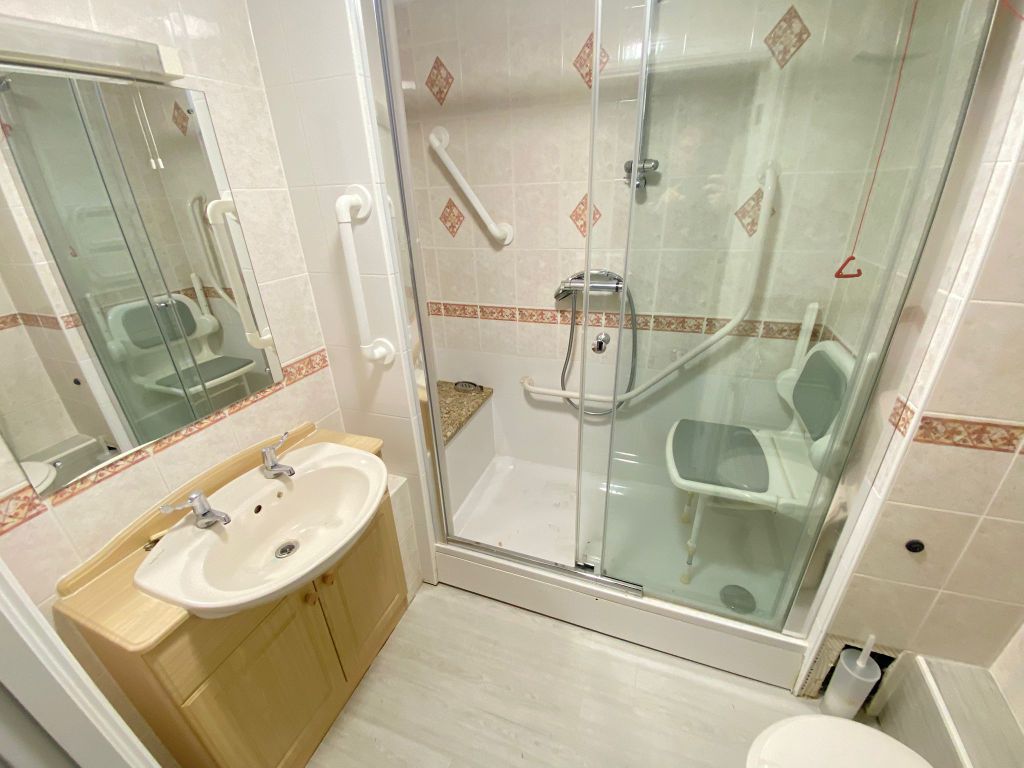 Additional image 10 of 1 bed flat for saleOakley Road, Southampton SO16