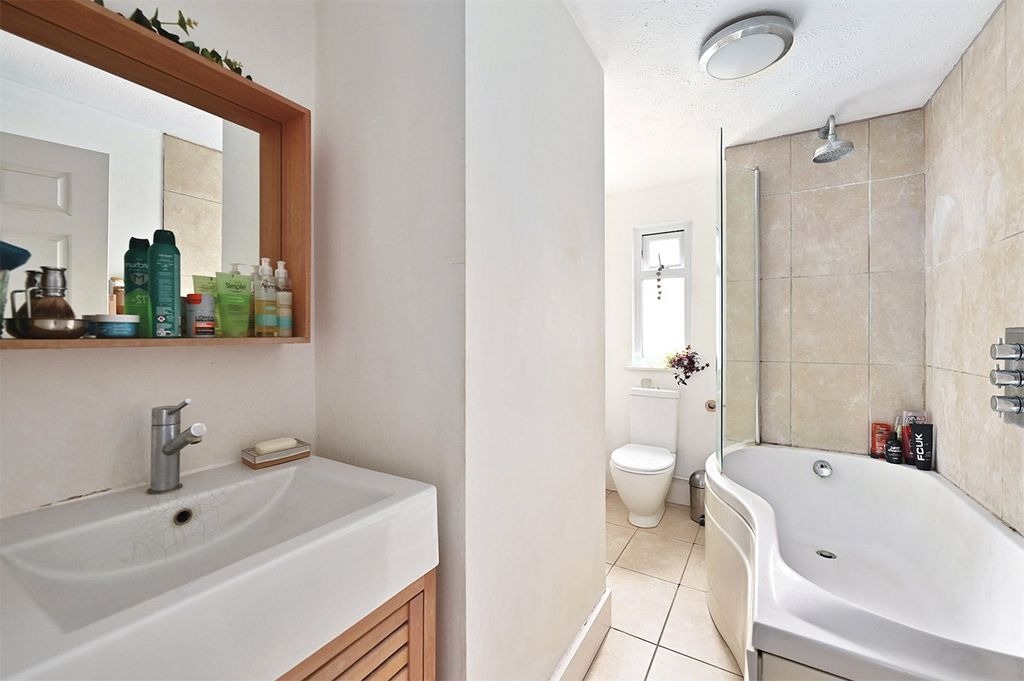 Additional image 12 of 4 bed detached house for saleMill Lane, Yateley, Hampshire GU46