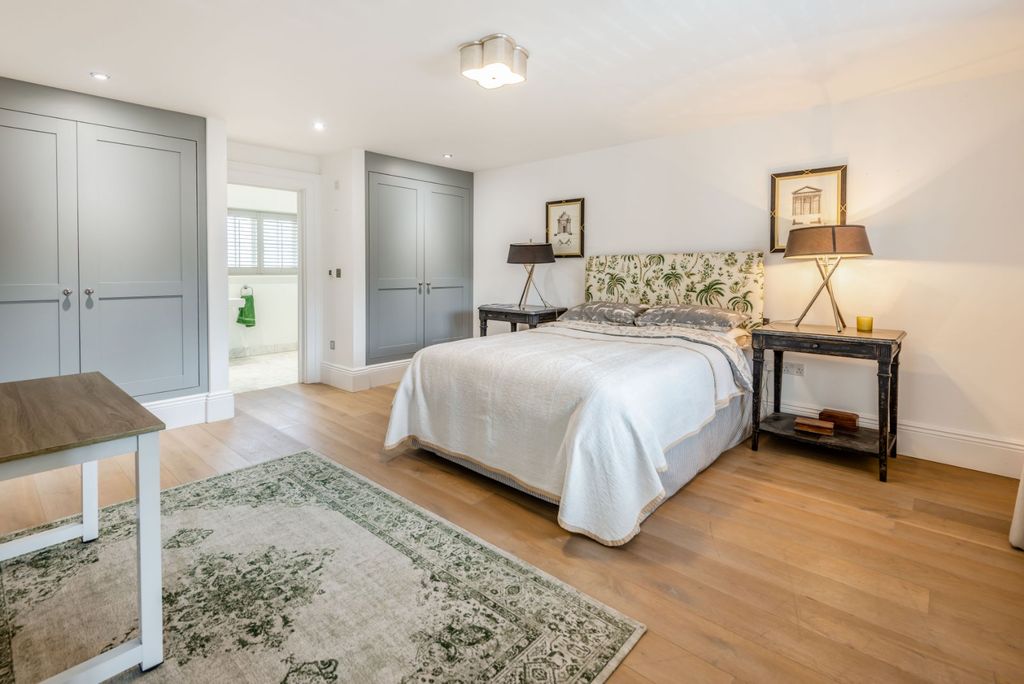 Additional image 11 of 6 bed detached house for saleQueens Acre, Windsor, Berkshire SL4