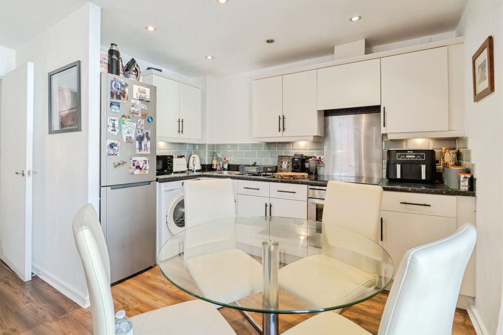 Additional image 15 of 2 bed flat for saleCobble Close, Barrow Upon Soar, Loughborough LE12