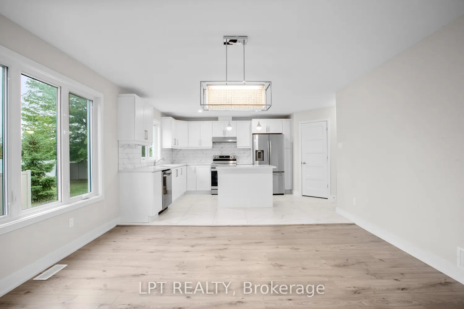 Additional image 9 of 936 Katia Street