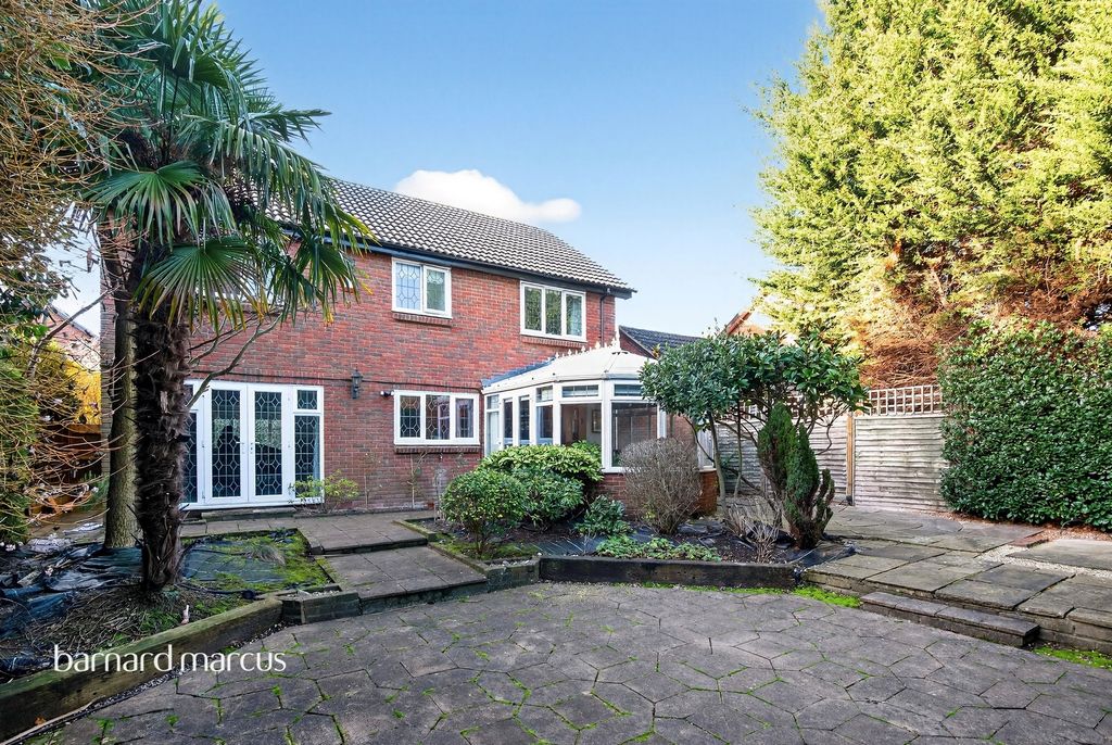 Additional image 18 of 4 bed detached house for saleCleveland Gardens, Worcester Park KT4