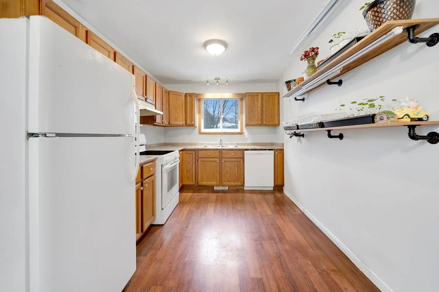 Additional image 5 of 292 Millard Street