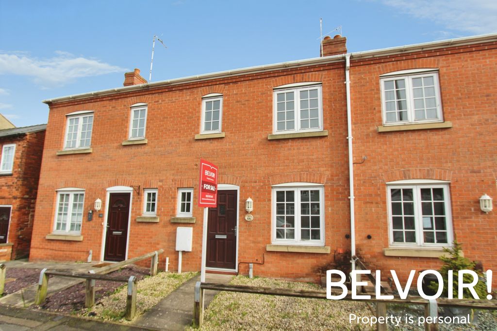 2 bed town house for saleStation Road, Castle Donington, Castle Donington DE74