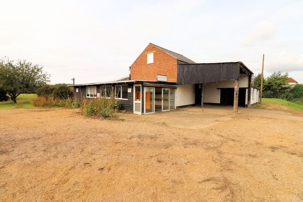 3 bed detached house for saleRedmoor Lane, Wisbech PE14
