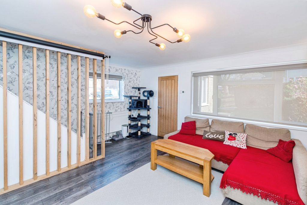 Additional image 3 of 3 bed end terrace house for salePetworth Gardens, Southampton, Hampshire SO16