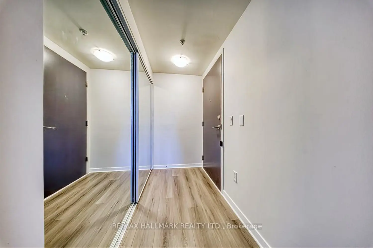 Additional image 4 of 3237 Bayview Avenue 302