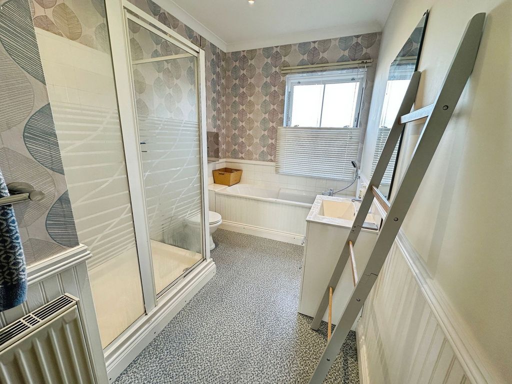 Additional image 11 of 4 bed detached house for sale18-20 Leicester Road, Leicester LE8