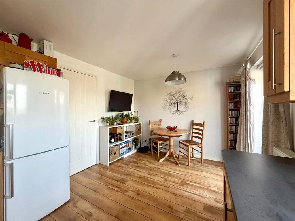 Additional image 6 of 3 bed semi-detached house for saleGreylag Close, Whetstone, Leicester LE8