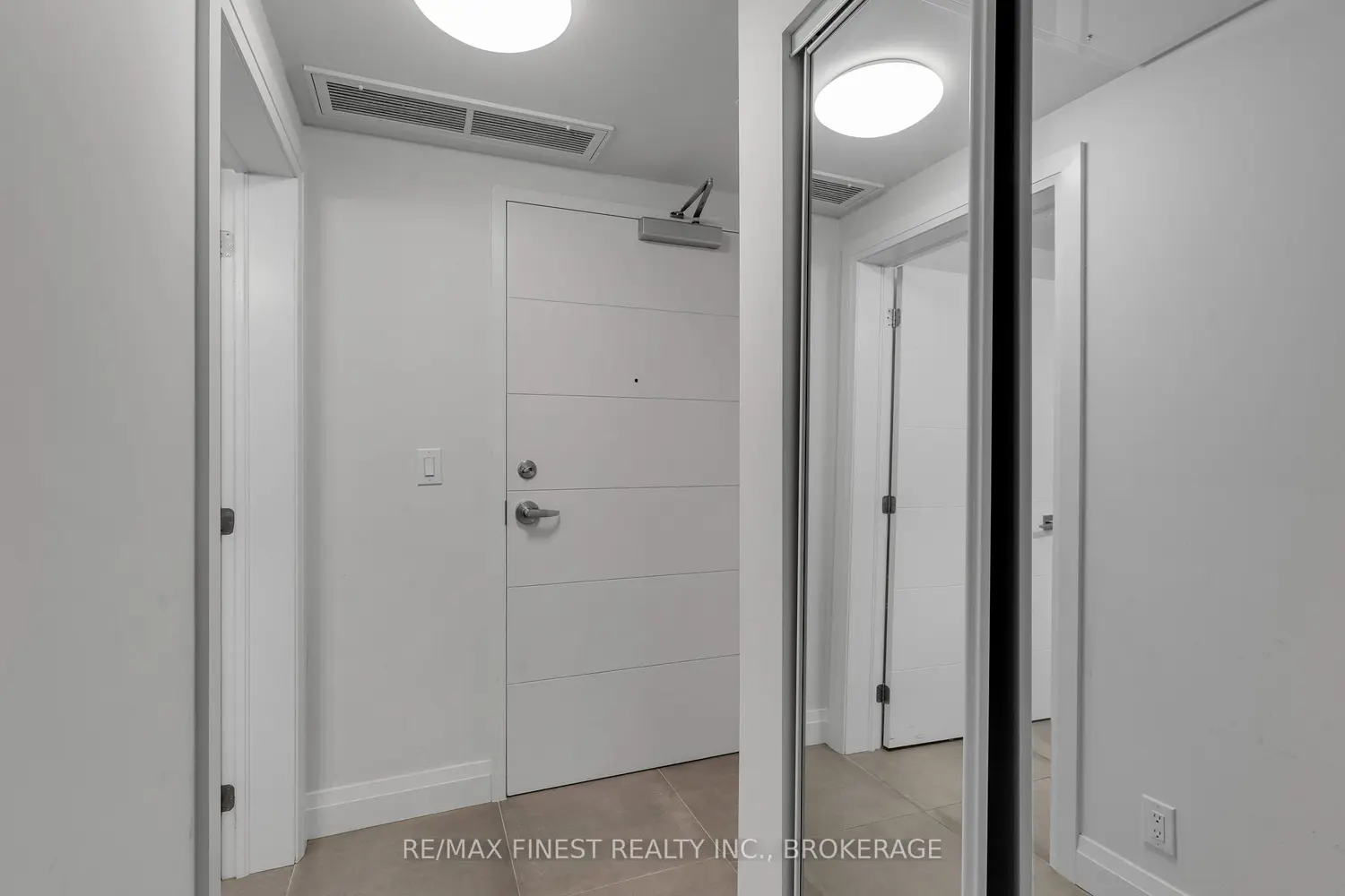 Additional image 7 of 652 Princess Street 340