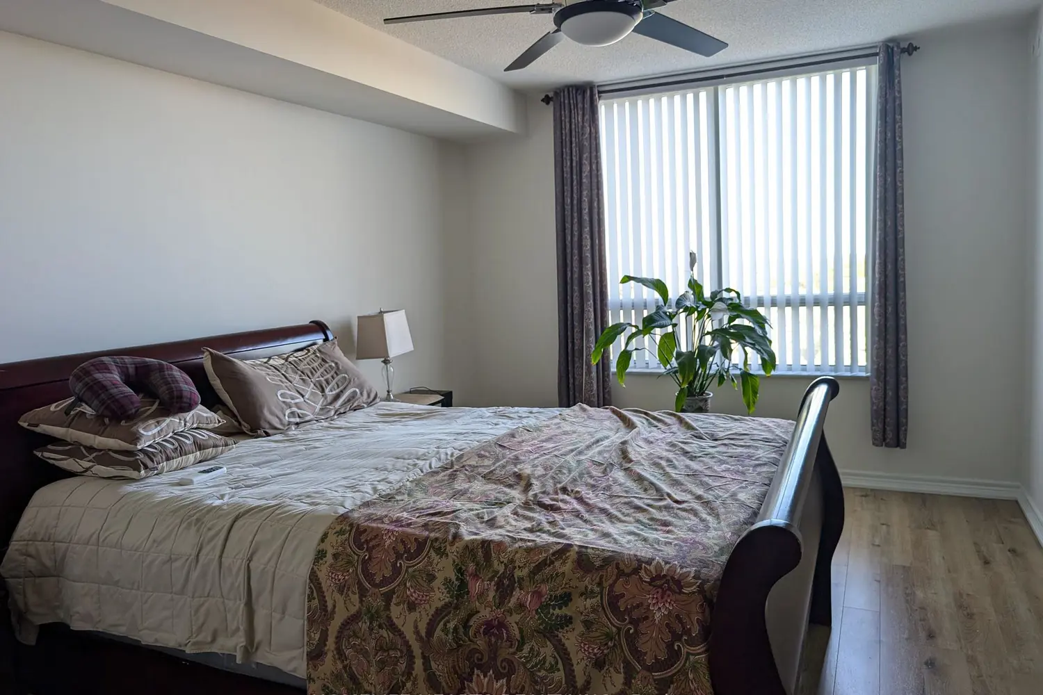 Additional image 13 of 228 Bonis Avenue 1703