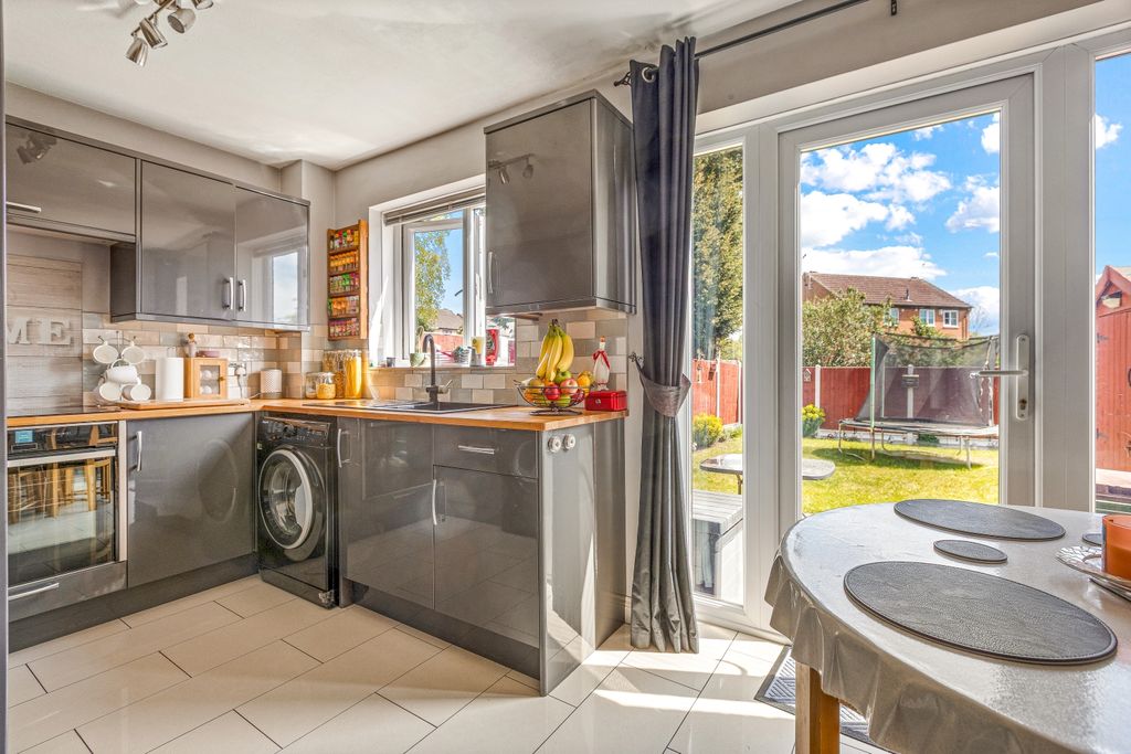 Additional image 4 of 2 bed semi-detached house for saleBarge Close, Wigston, Leicestershire LE18