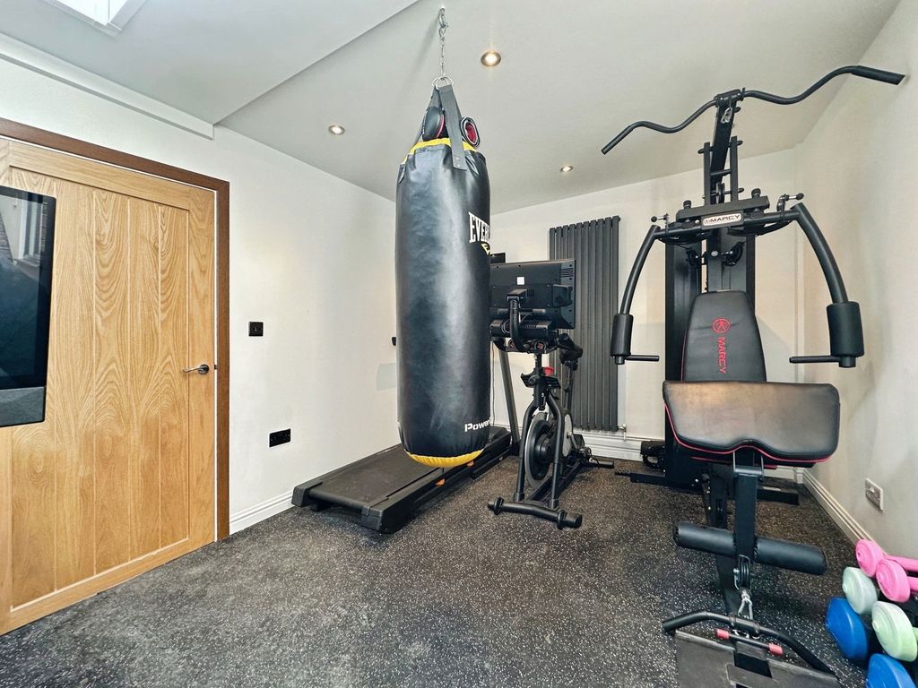Additional image 55 of 4 bed detached house for saleCheswell Close, Compton, Wolverhampton WV6