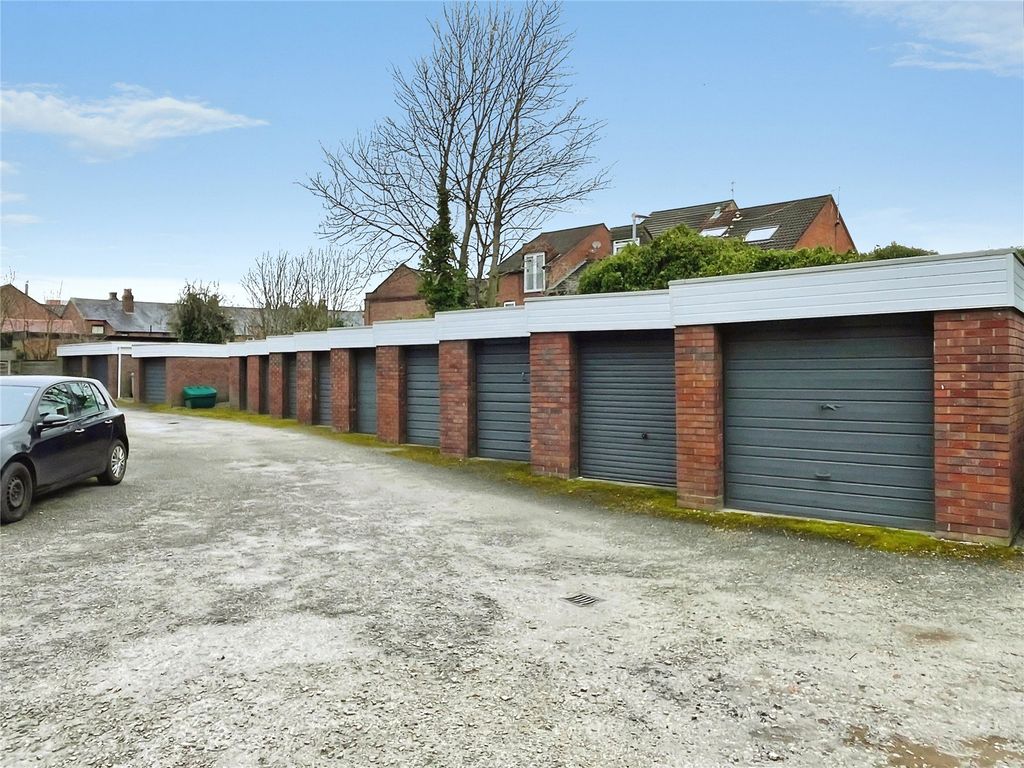 Additional image 10 of 2 bed flat for saleQueens Road, Wilmslow, Cheshire SK9