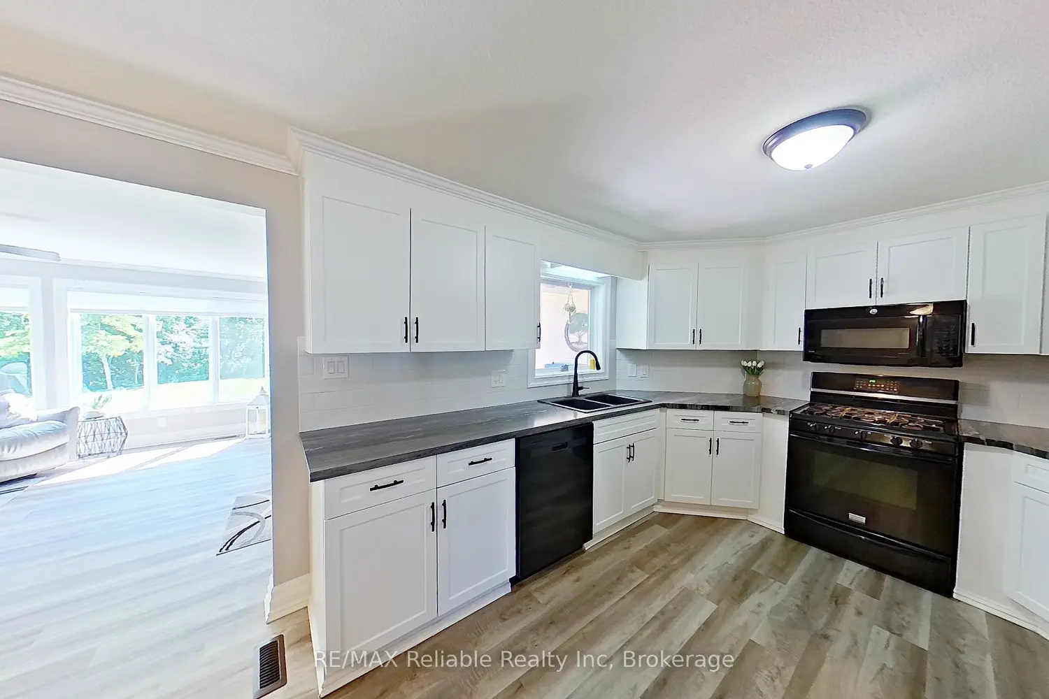 Additional image 8 of 347 Shannon Boulevard