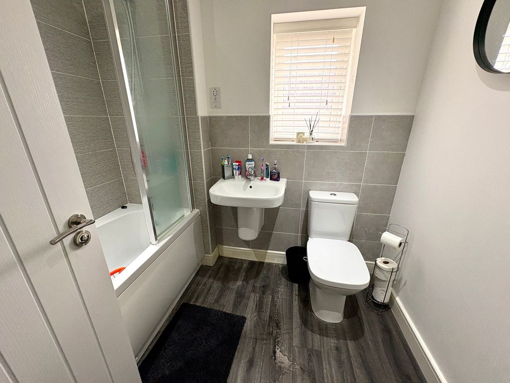 Additional image 5 of 3 bed detached house for saleMountbatten Drive, Broughton Astley, Leicester LE9