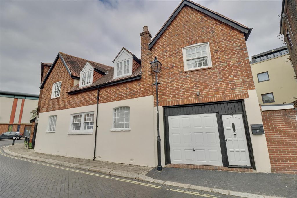 Additional image 22 of 3 bed detached house for saleBeck Street, Portsmouth PO1