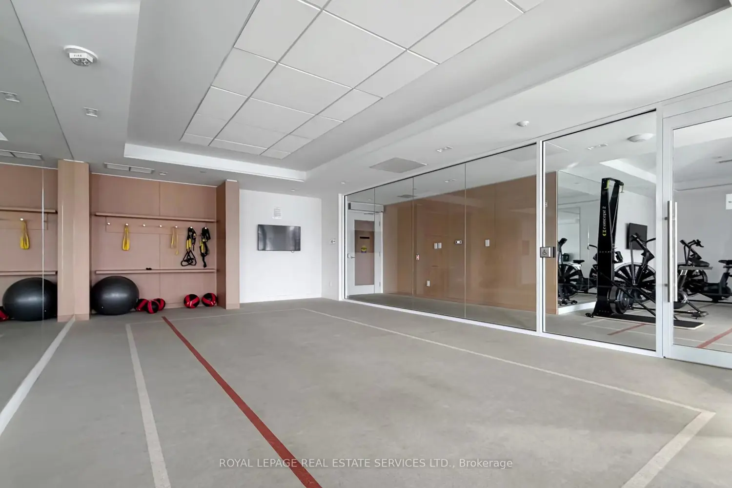 Additional image 7 of 1195 The Queensway 310