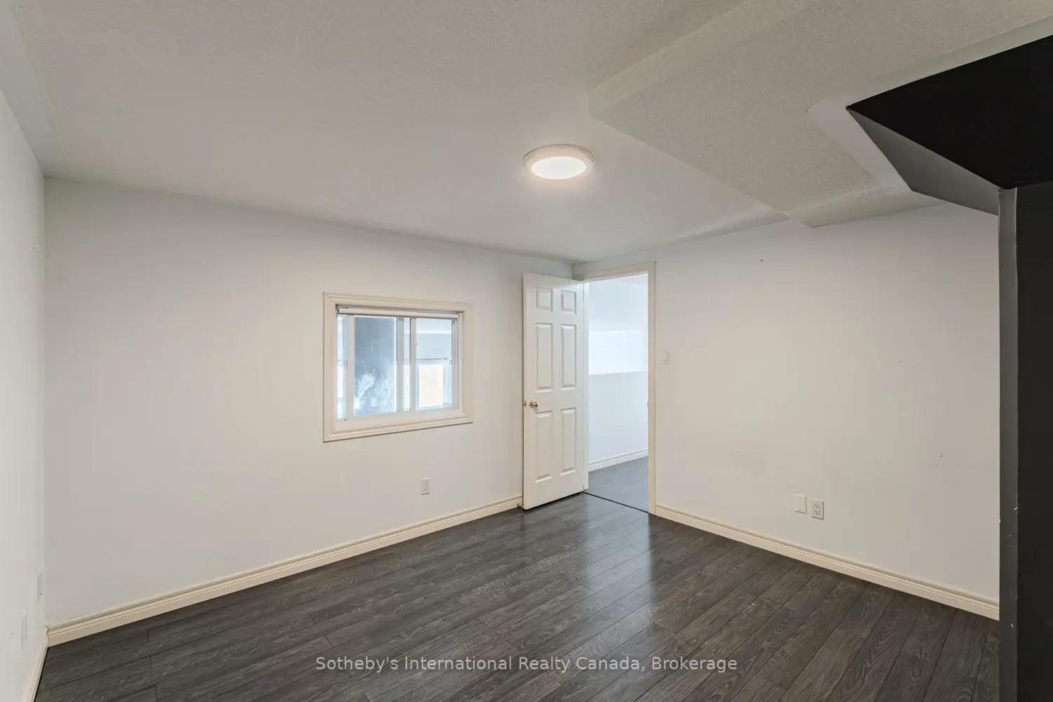 Additional image 16 of 111 Grey Street 213