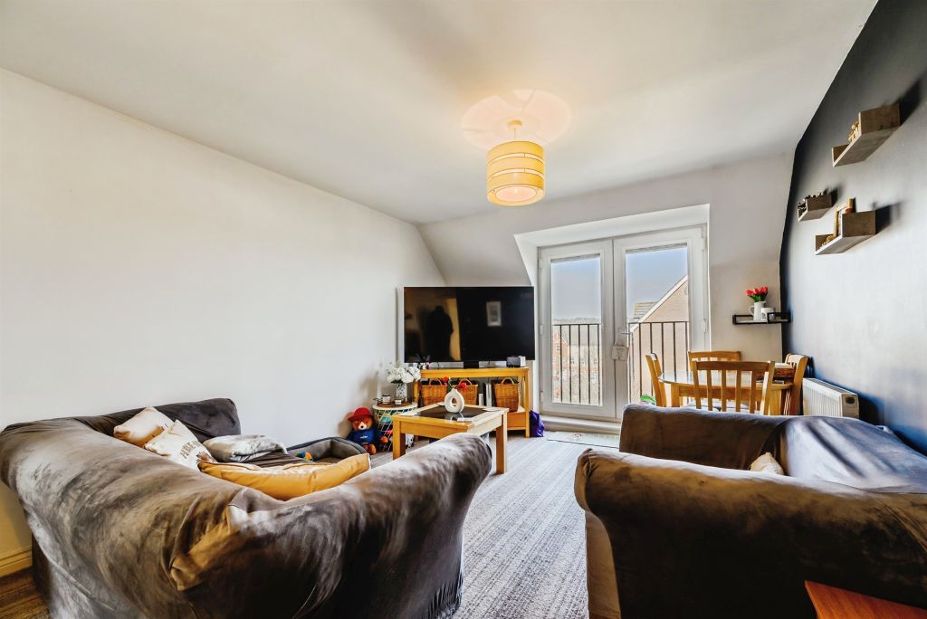 Additional image 6 of 2 bed flat for saleTudor Crescent, Portsmouth PO6