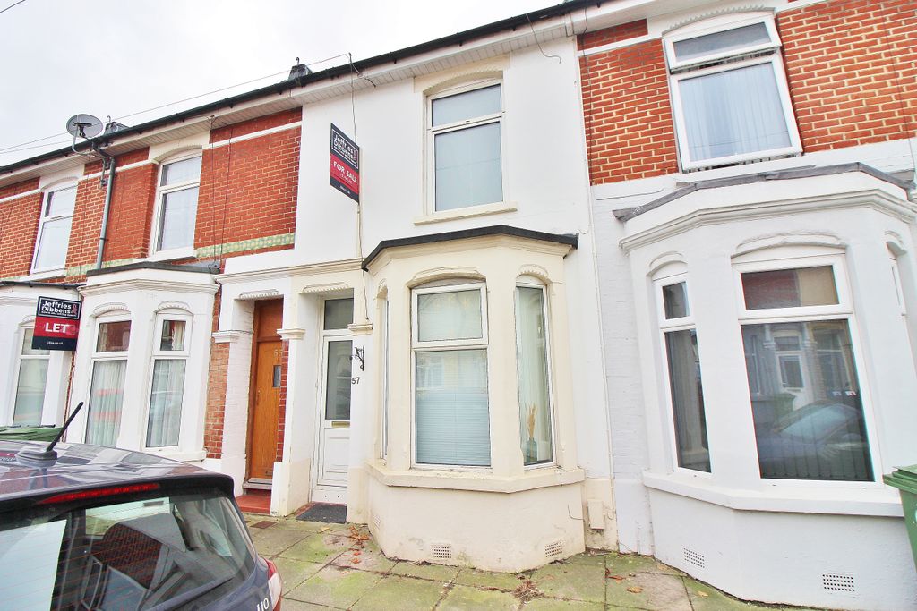 2 bed terraced house for saleGruneisen Road, Stamshaw PO2