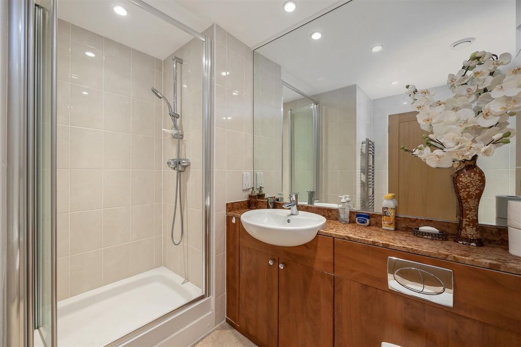Additional image 13 of 2 bed flat for saleSteyne Gardens, Worthing BN11