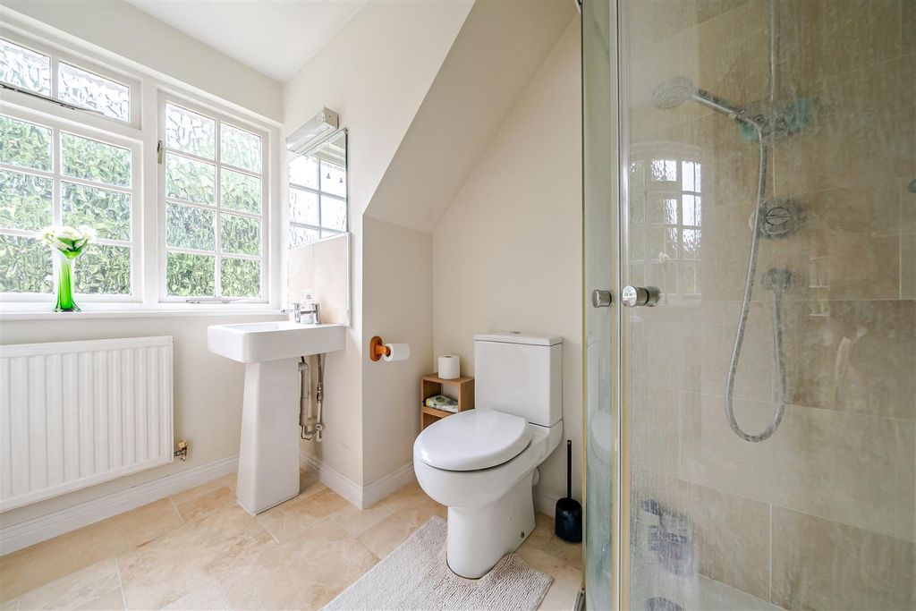 Additional image 39 of 4 bed detached house for saleCarrick Lane, Yateley, Hampshire GU46