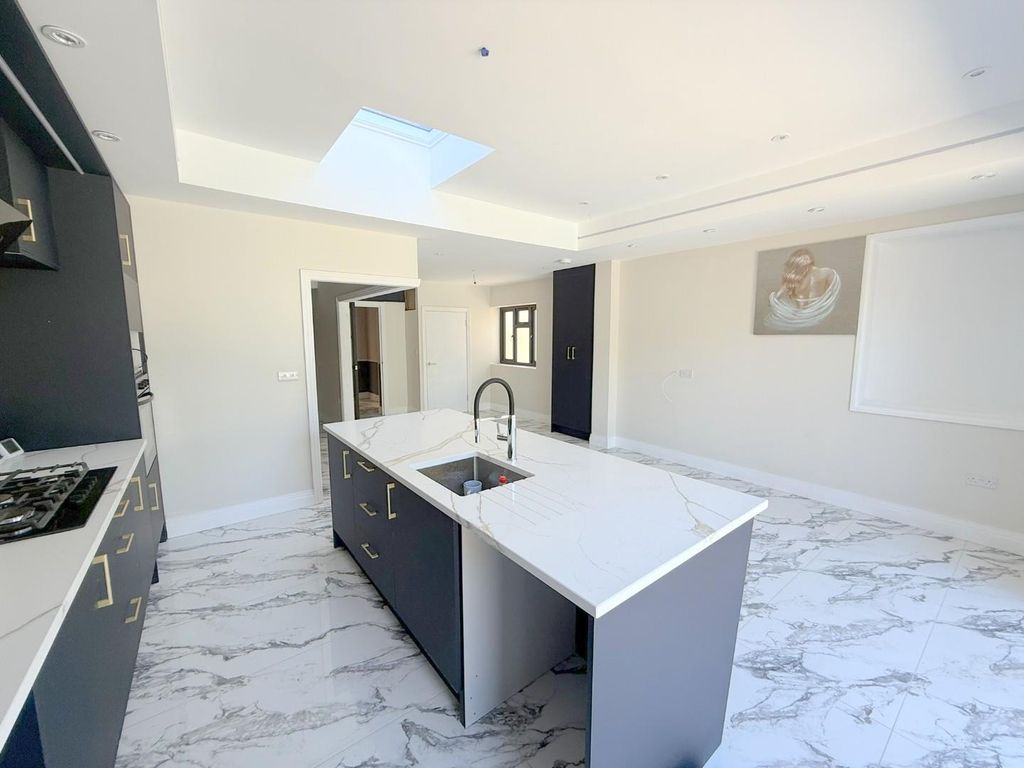 Additional image 5 of 5 bed detached bungalow for saleFeltham Hill Road, Ashford TW15
