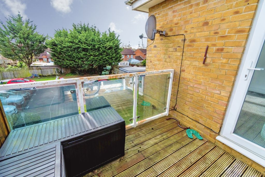 Additional image 2 of 2 bed flat for saleRoberts Road, Southampton, Hampshire SO15