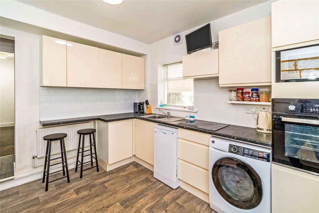 Additional image 7 of 3 bed semi-detached house for saleHill Lane, Southampton, Hampshire SO15