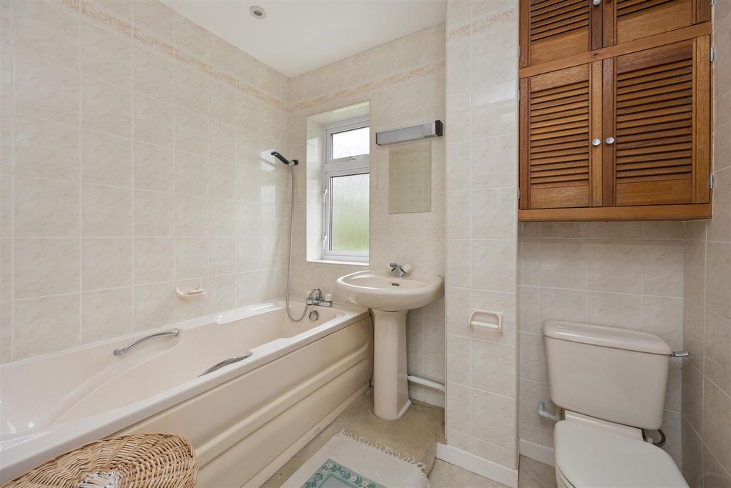Additional image 19 of 6 bed detached house for saleFurze Close, Worthing BN13