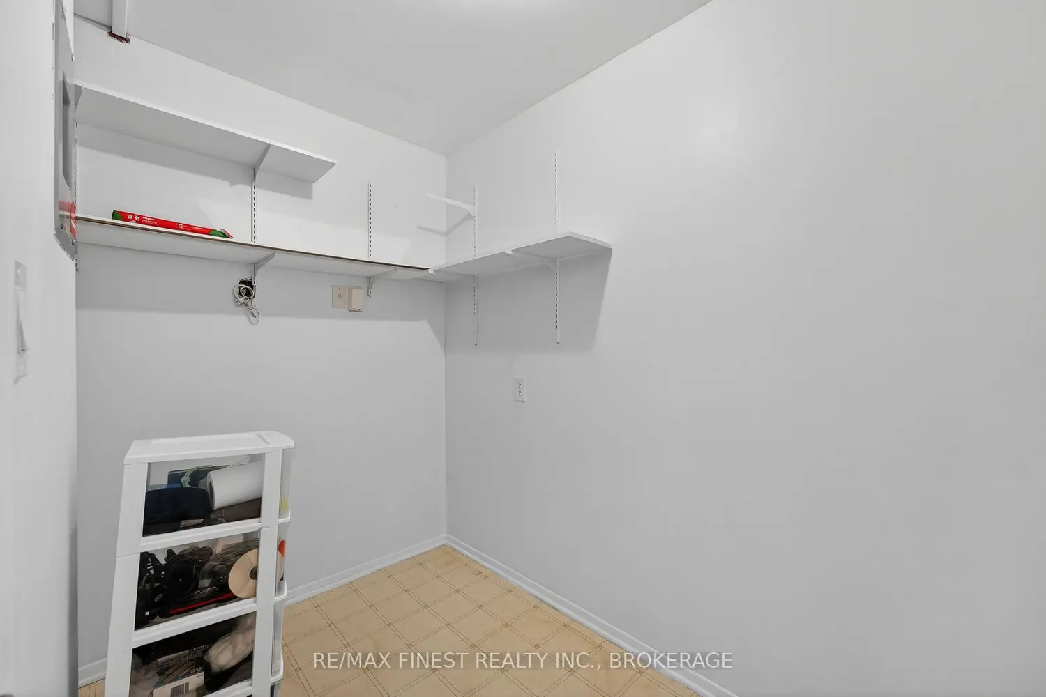 Additional image 17 of 316 Kingsdale Avenue 311