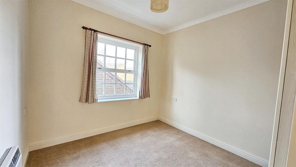 Additional image 9 of 2 bed flat for saleGrange Lane, Thurnby LE7