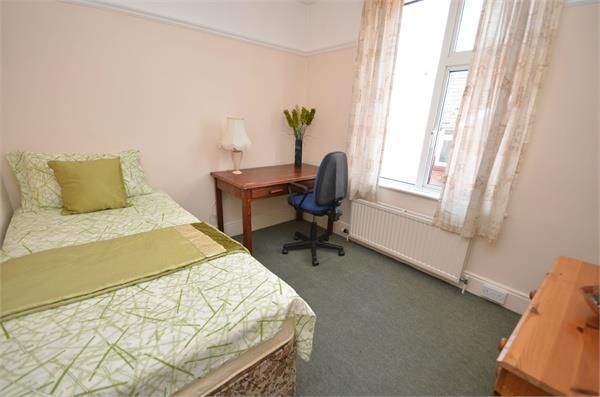 Additional image 9 of 4 bed semi-detached house for saleKitchener Road, Portswood, Southampton SO17